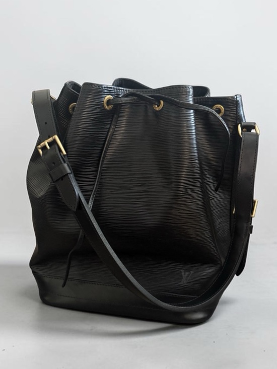 Louis Vuitton Handbags - SOLD ***Louis Vuitton Epi Leather Noe GM Bucket Bag Black — Vintage ✨